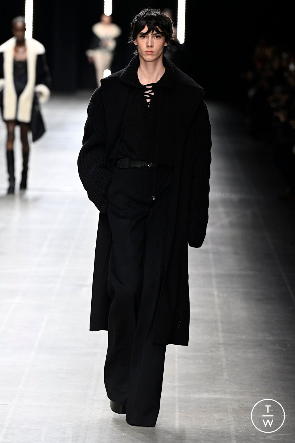 Fashion Week Milan Fall/Winter 2025 look 37 from the Ermanno Scervino collection womenswear