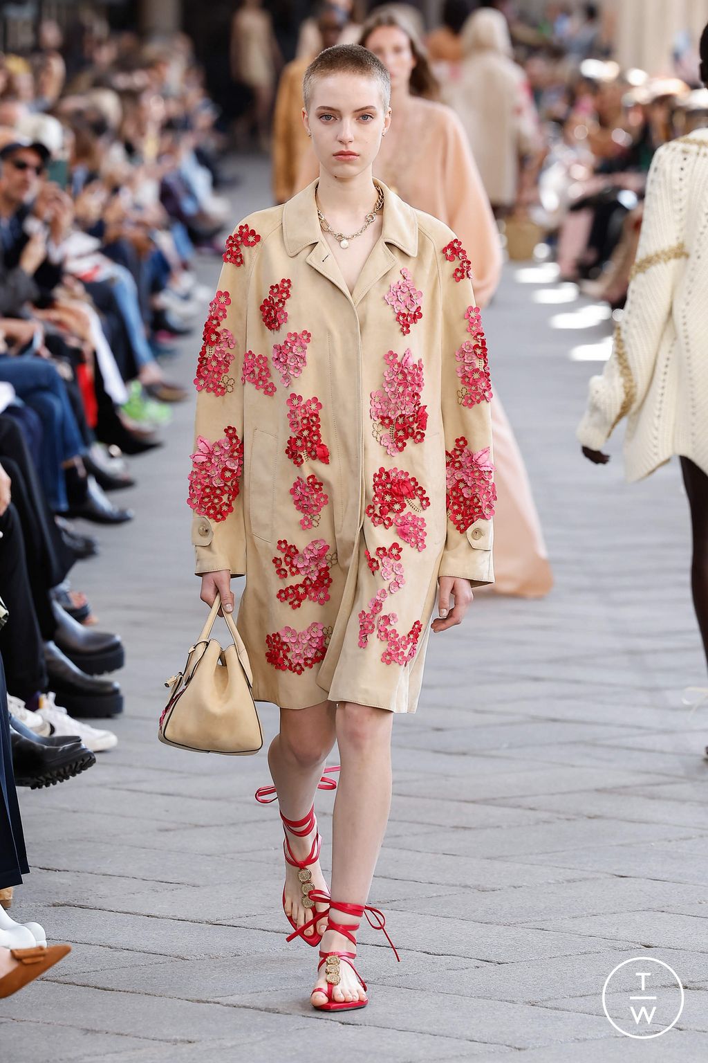 Fashion Week Milan Spring/Summer 2024 look 18 from the Ermanno Scervino collection womenswear