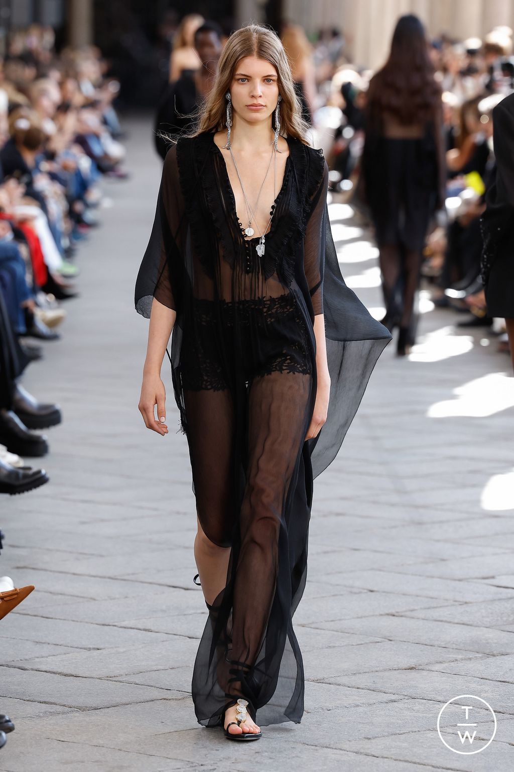Fashion Week Milan Spring/Summer 2024 look 53 de la collection Ermanno Scervino womenswear