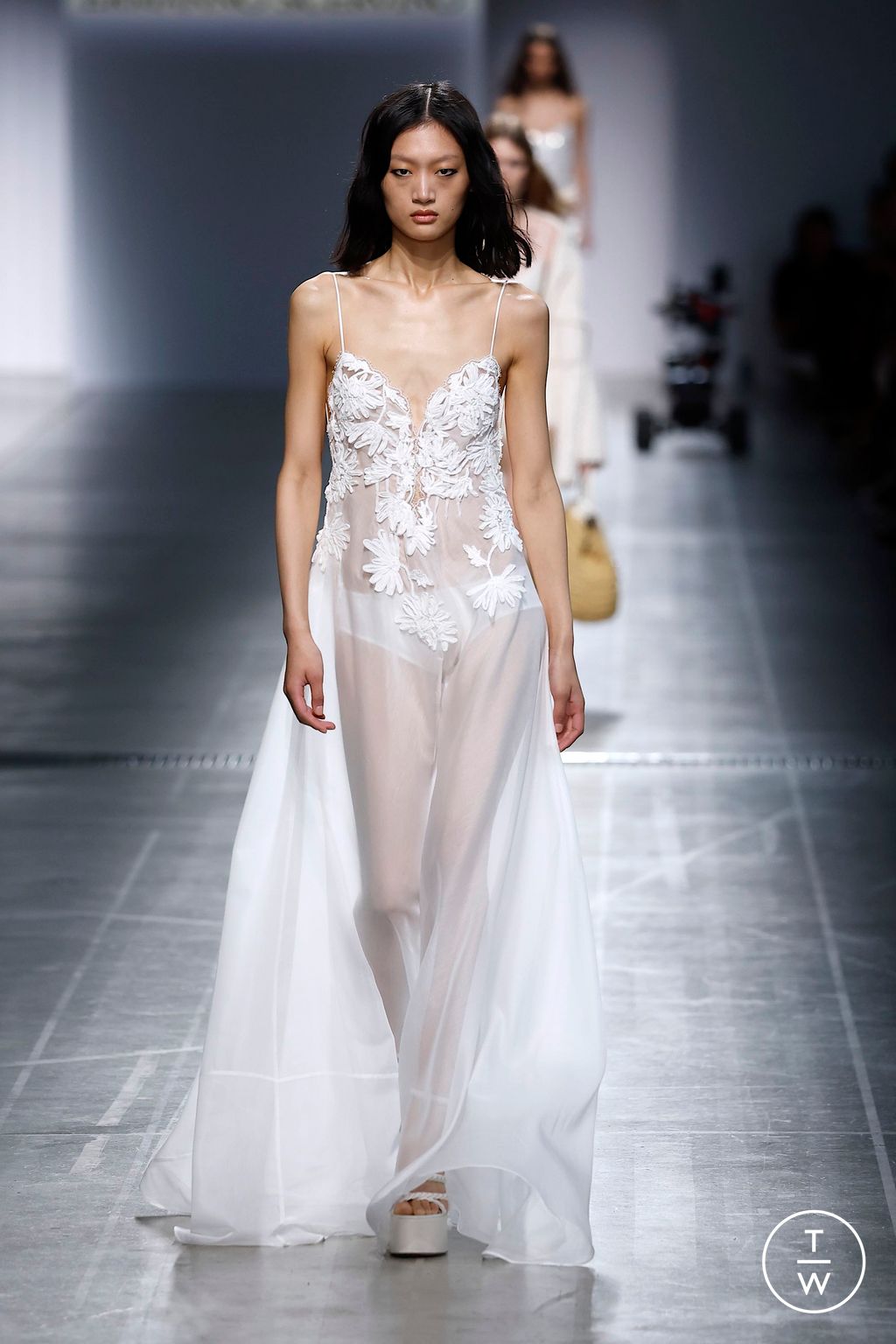 Fashion Week Milan Spring/Summer 2025 look 9 from the Ermanno Scervino collection womenswear