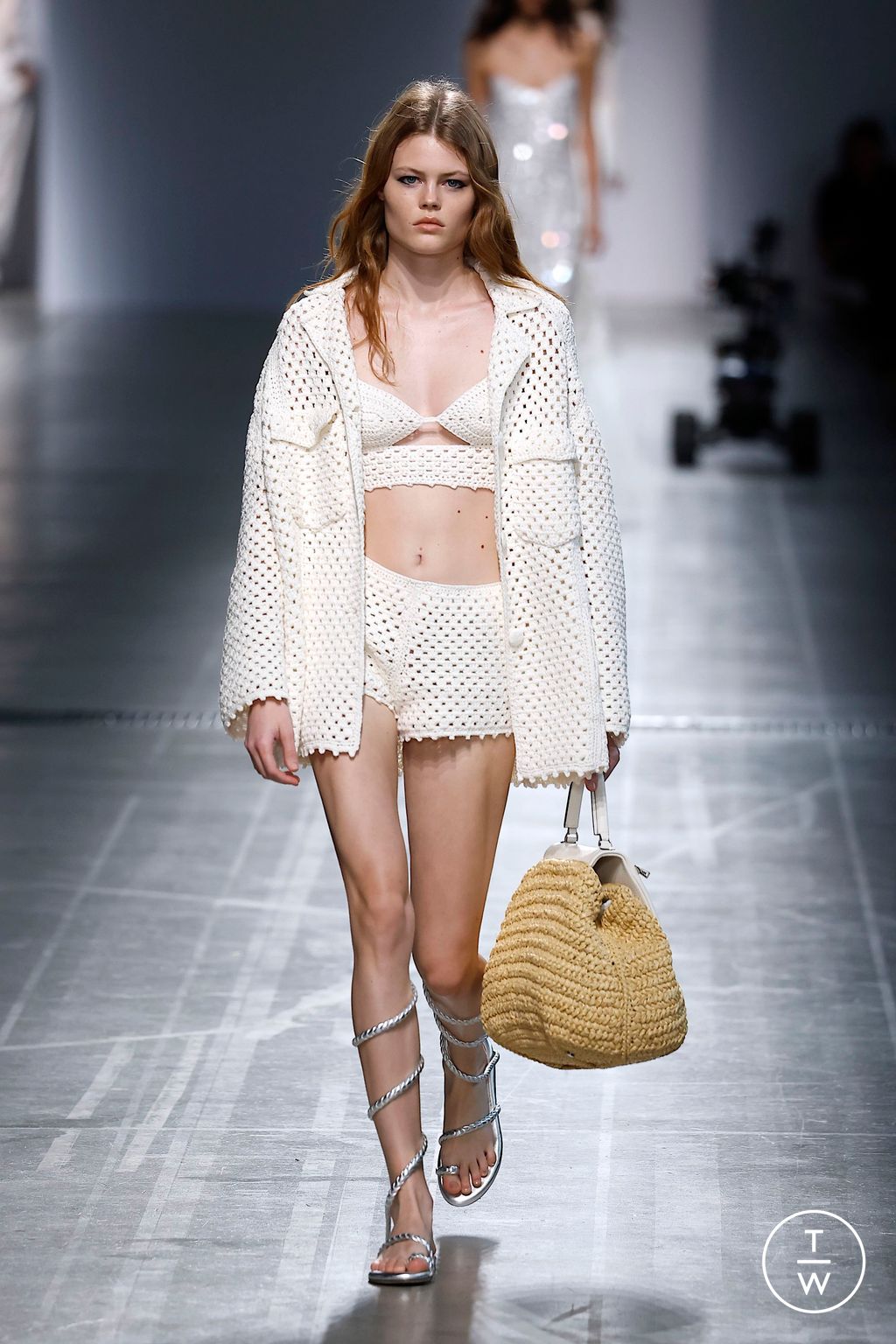 Fashion Week Milan Spring/Summer 2025 look 10 from the Ermanno Scervino collection womenswear