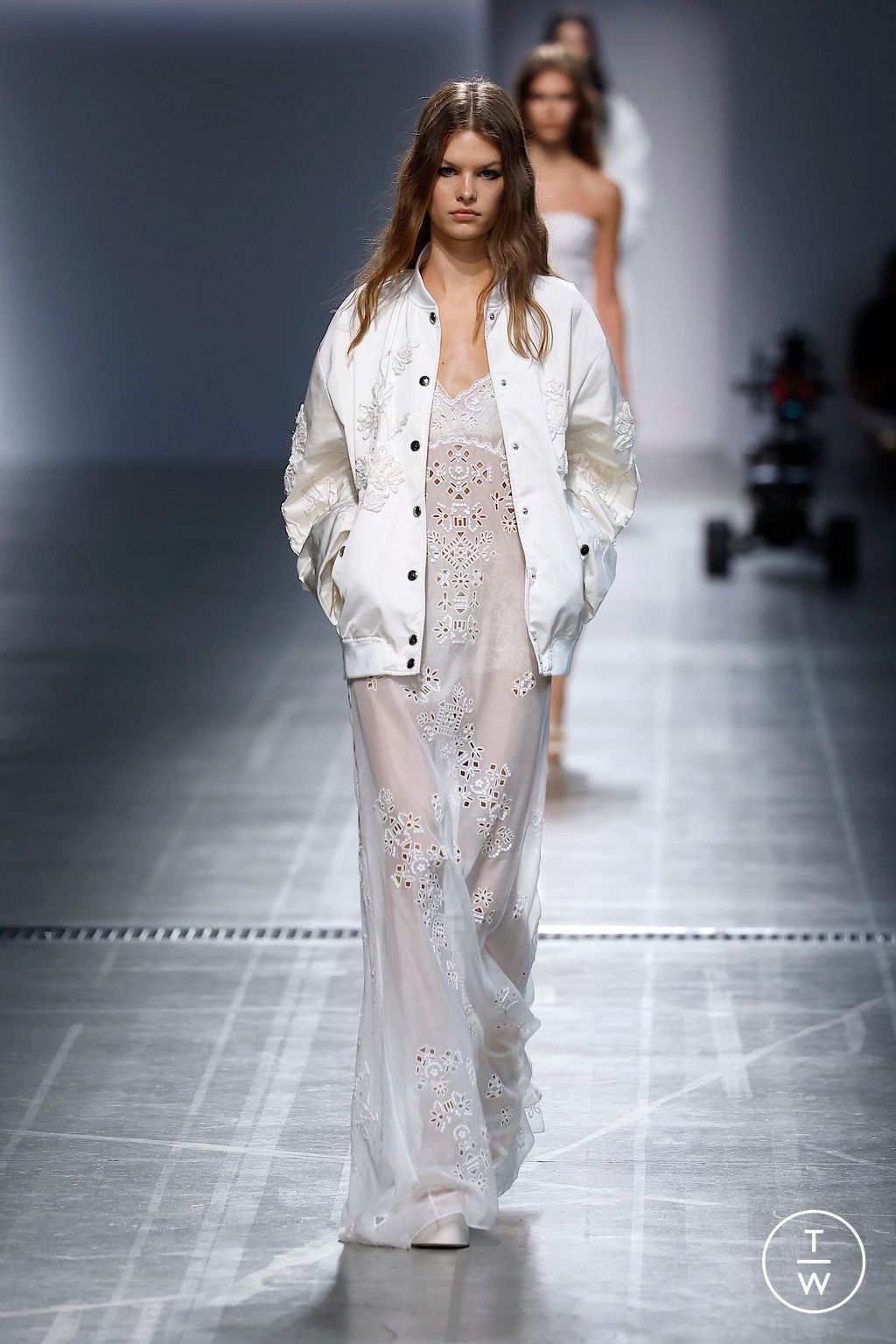 Fashion Week Milan Spring-Summer 2025 look 14 from the Ermanno Scervino collection womenswear