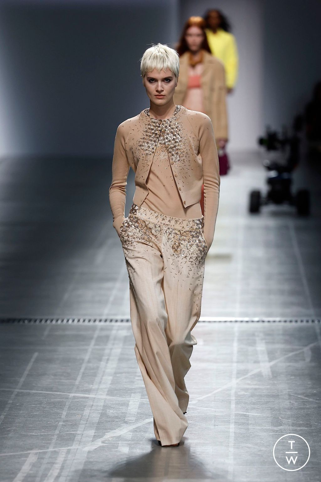 Fashion Week Milan Spring/Summer 2025 look 23 from the Ermanno Scervino collection womenswear