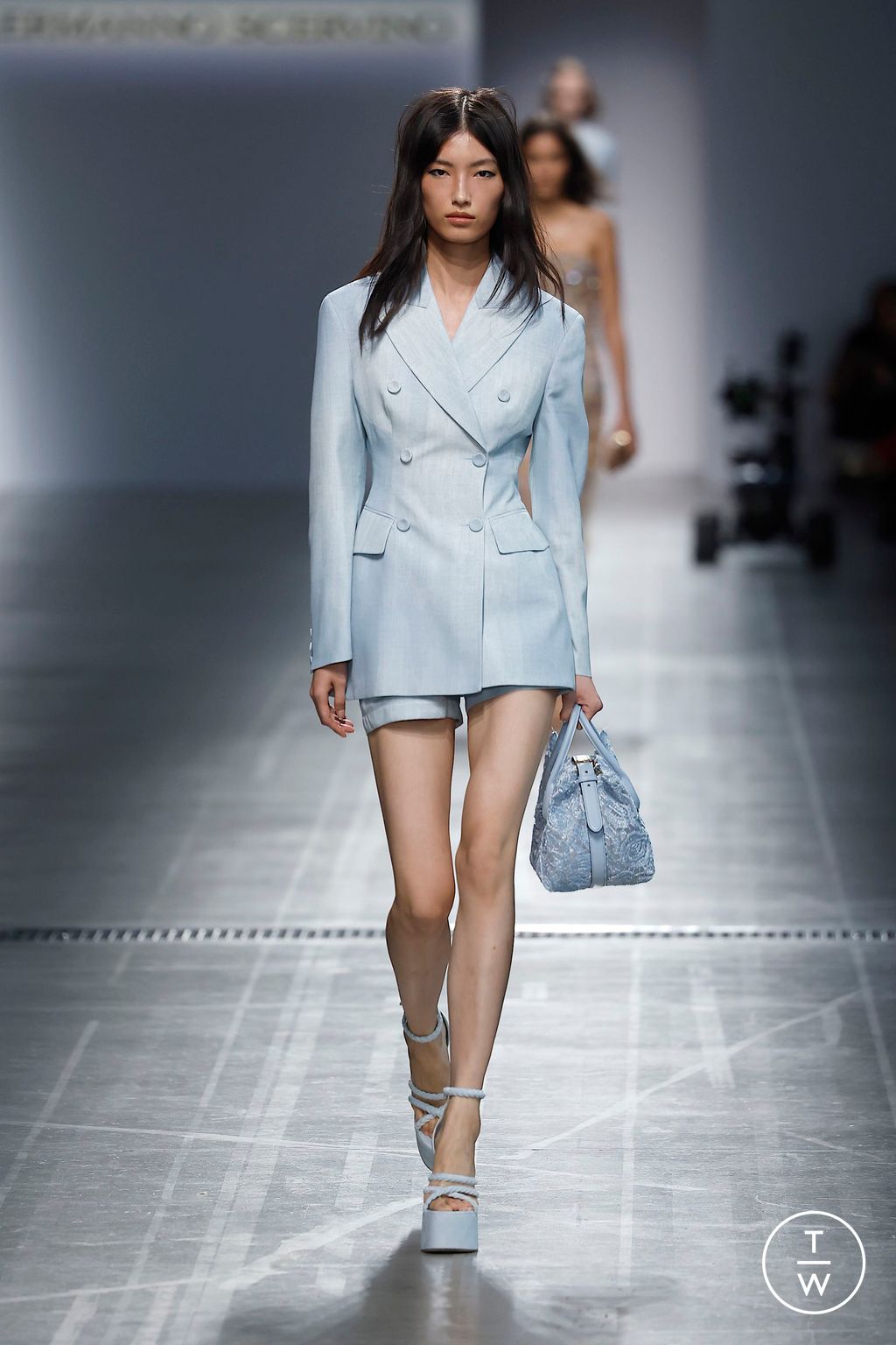 Fashion Week Milan Spring/Summer 2025 look 34 from the Ermanno Scervino collection womenswear