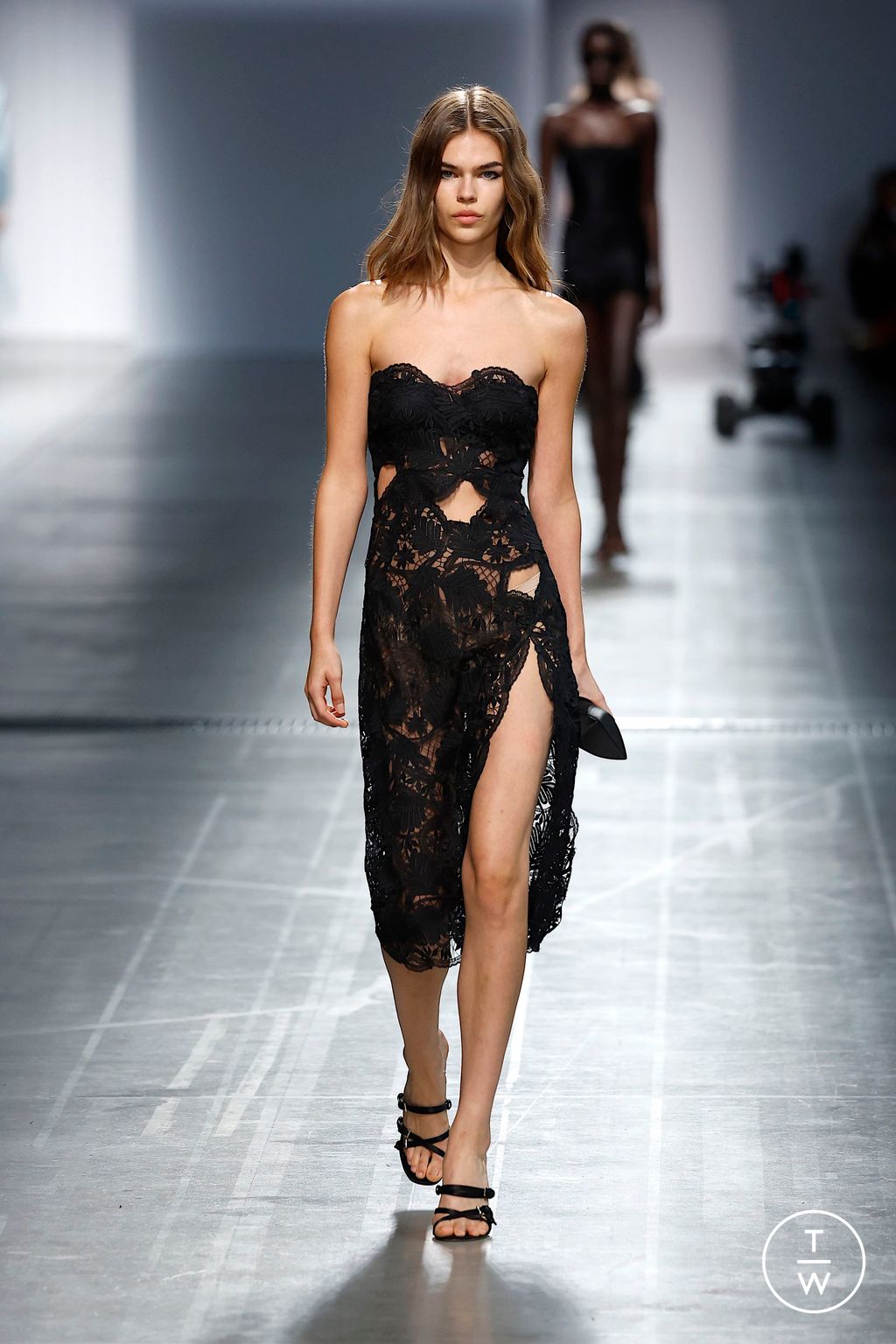 Fashion Week Milan Spring/Summer 2025 look 47 from the Ermanno Scervino collection womenswear