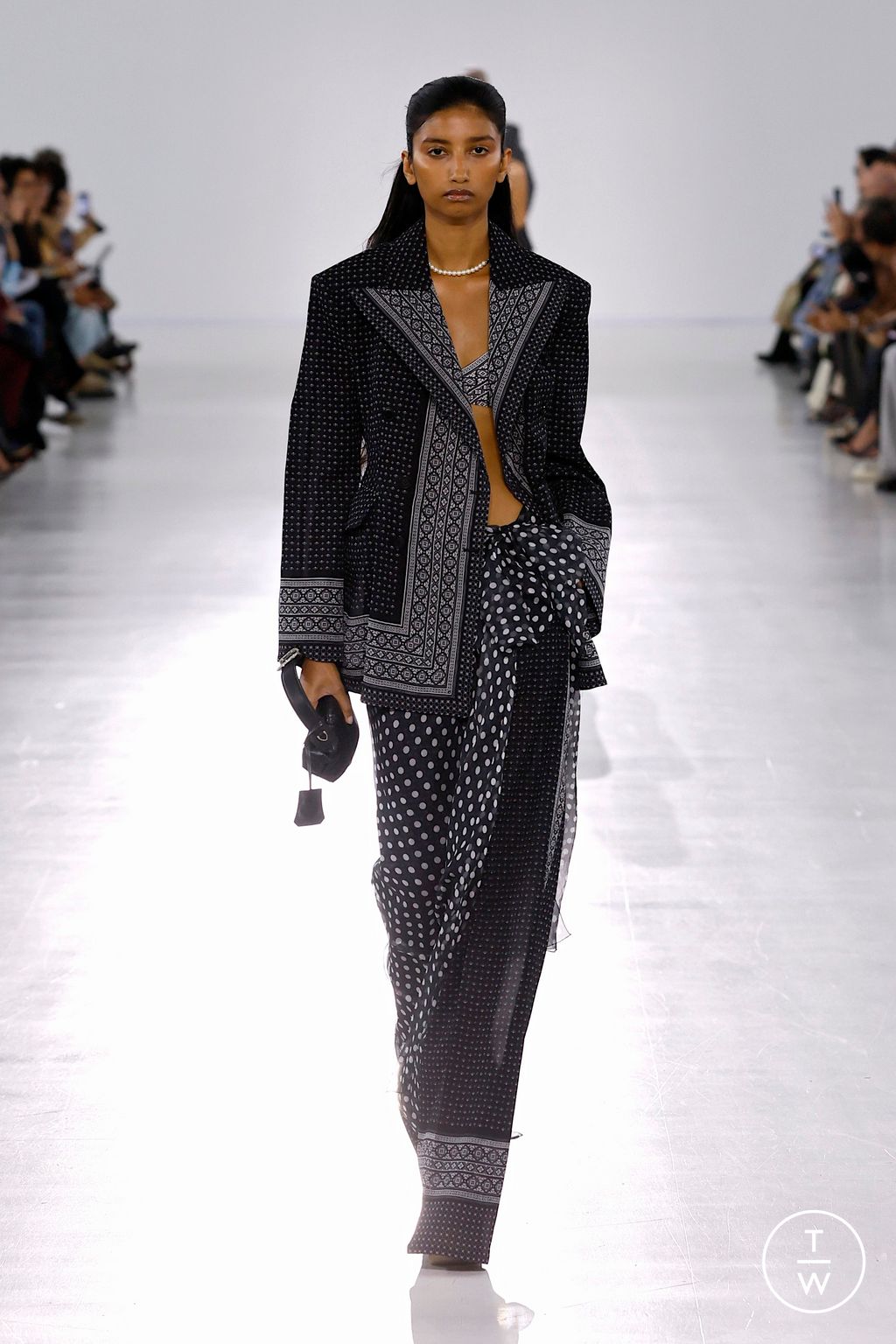 Fashion Week Milan Spring/Summer 2026 look 4 from the Ermanno Scervino collection womenswear