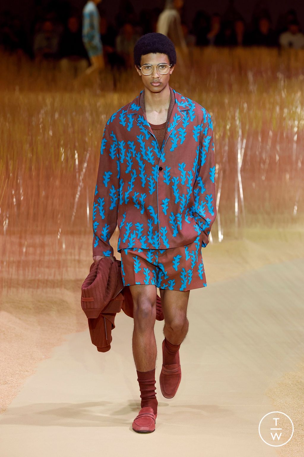 Fashion Week Milan Spring/Summer 2025 look 24 from the ZEGNA collection menswear