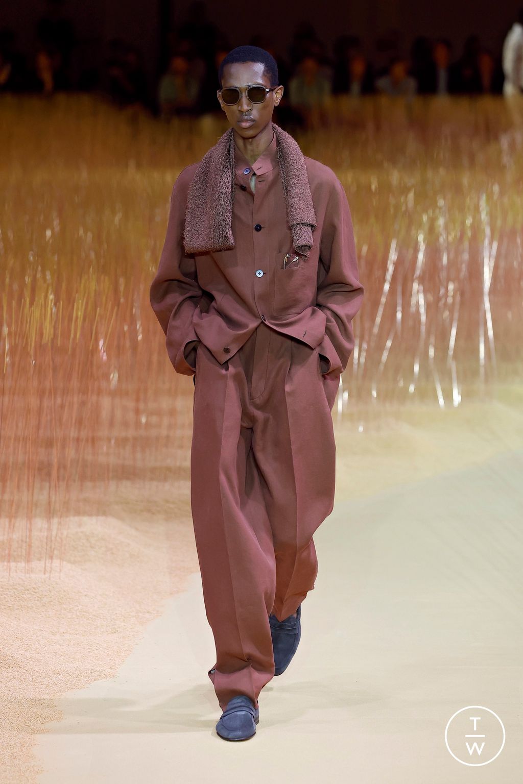 Fashion Week Milan Spring-Summer 2025 look 26 from the ZEGNA collection menswear