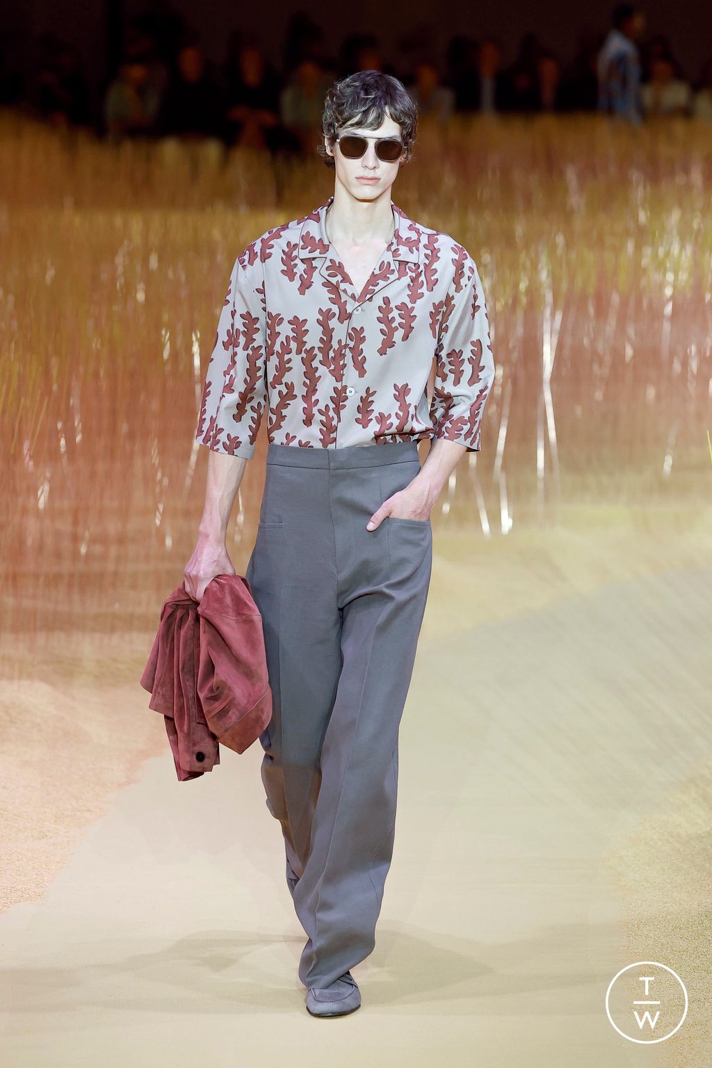 Fashion Week Milan Spring-Summer 2025 look 27 de la collection ZEGNA menswear