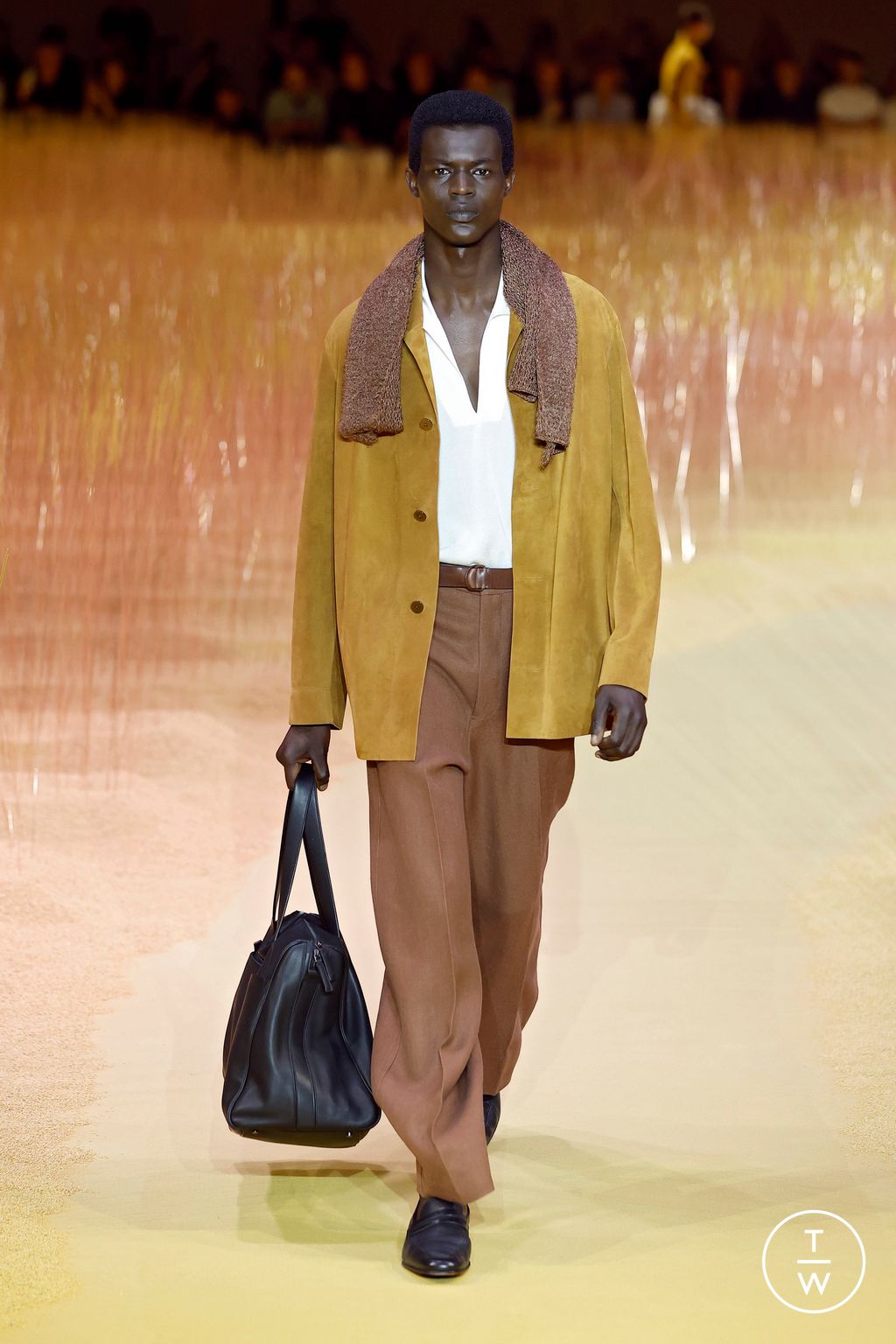 Fashion Week Milan Spring-Summer 2025 look 37 from the ZEGNA collection menswear