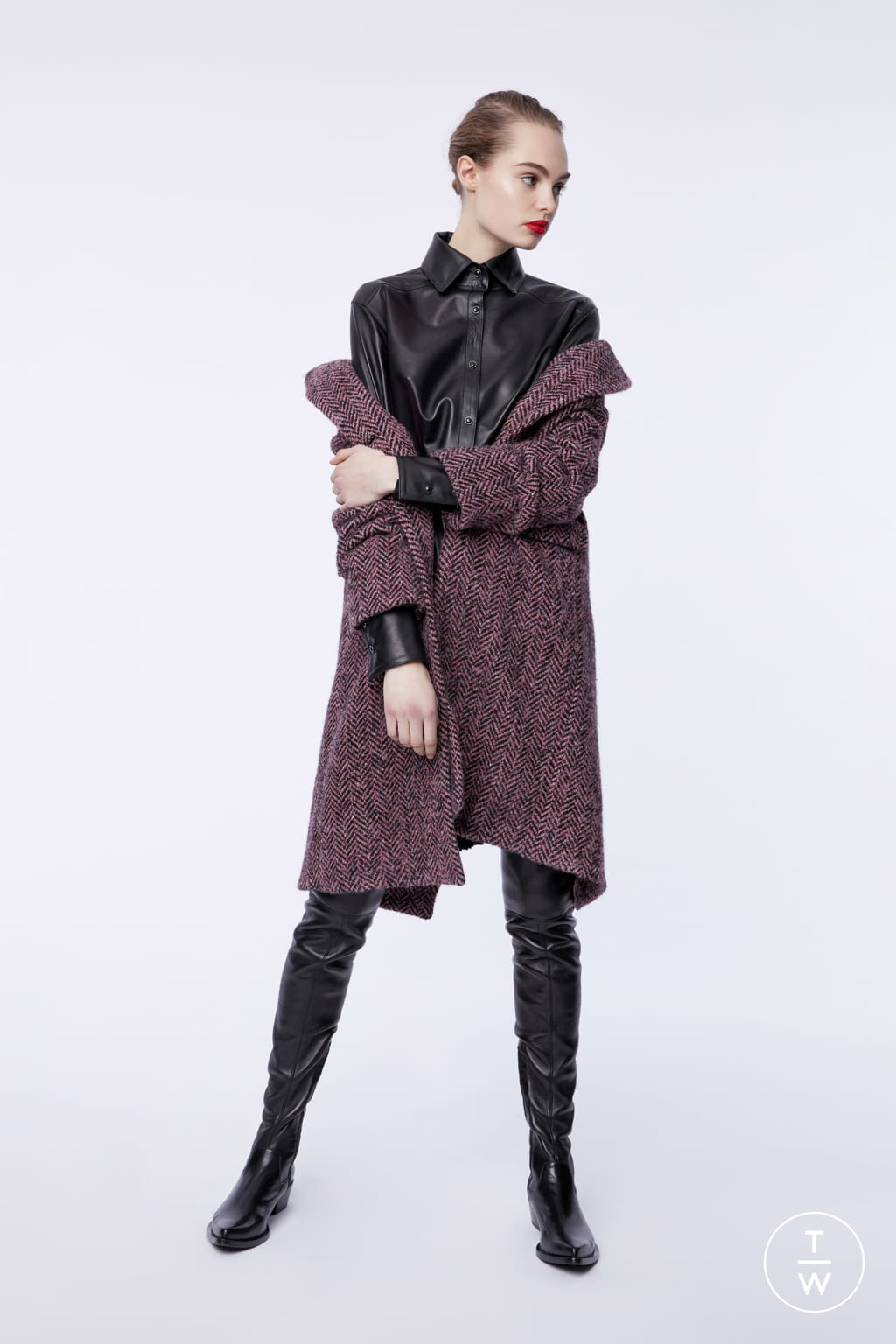 Fashion Week Milan Pre-Fall 2019 look 5 from the Ermanno Scervino collection womenswear