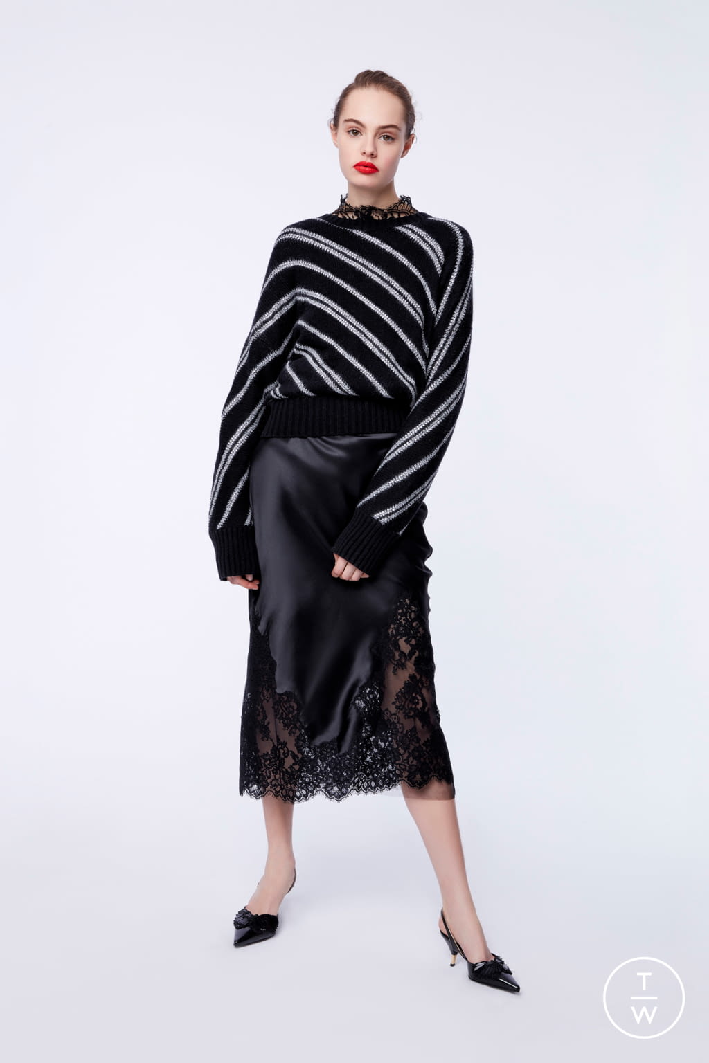 Fashion Week Milan Pre-Fall 2019 look 34 de la collection Ermanno Scervino womenswear
