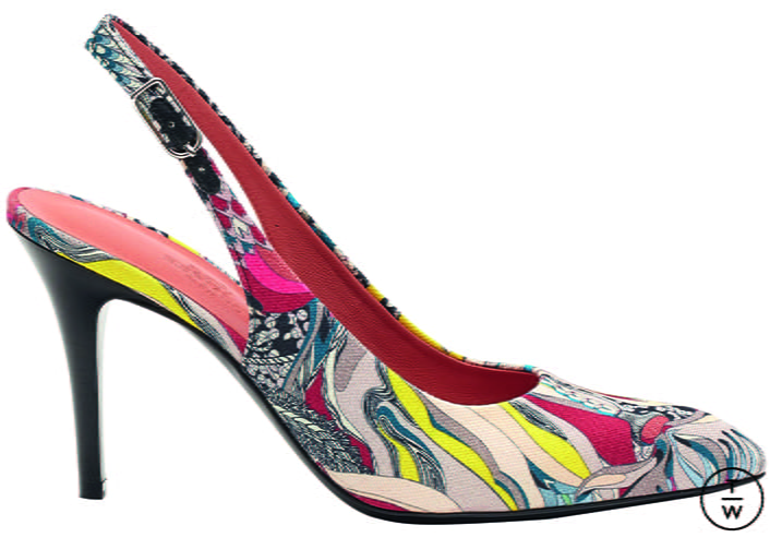 Fashion Week Paris Spring/Summer 2020 look 16 from the Hermès collection womenswear accessories