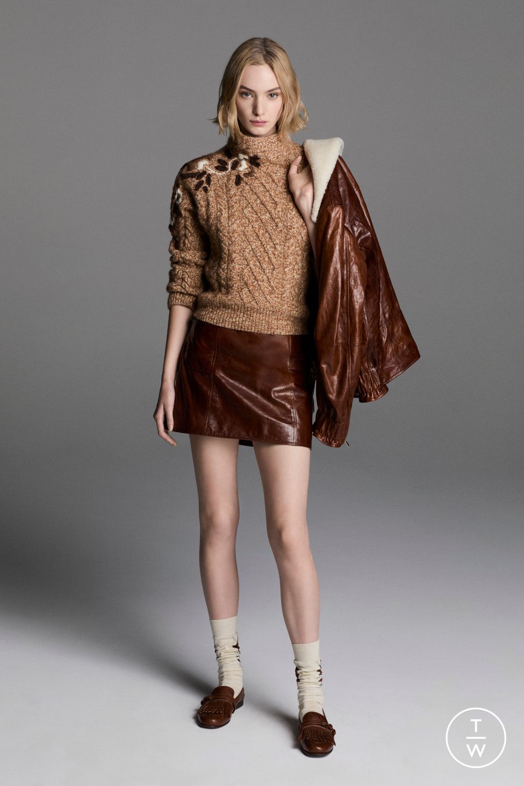 Fashion Week Milan Pre-Fall 2025 look 5 de la collection Ermanno Scervino womenswear