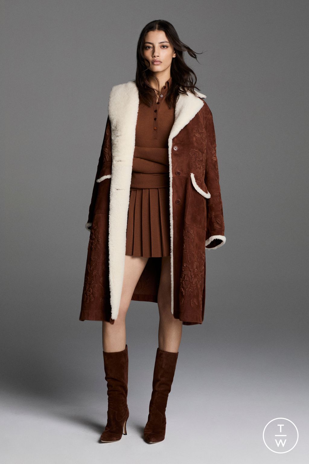 Fashion Week Milan Pre-Fall 2025 look 6 from the Ermanno Scervino collection womenswear