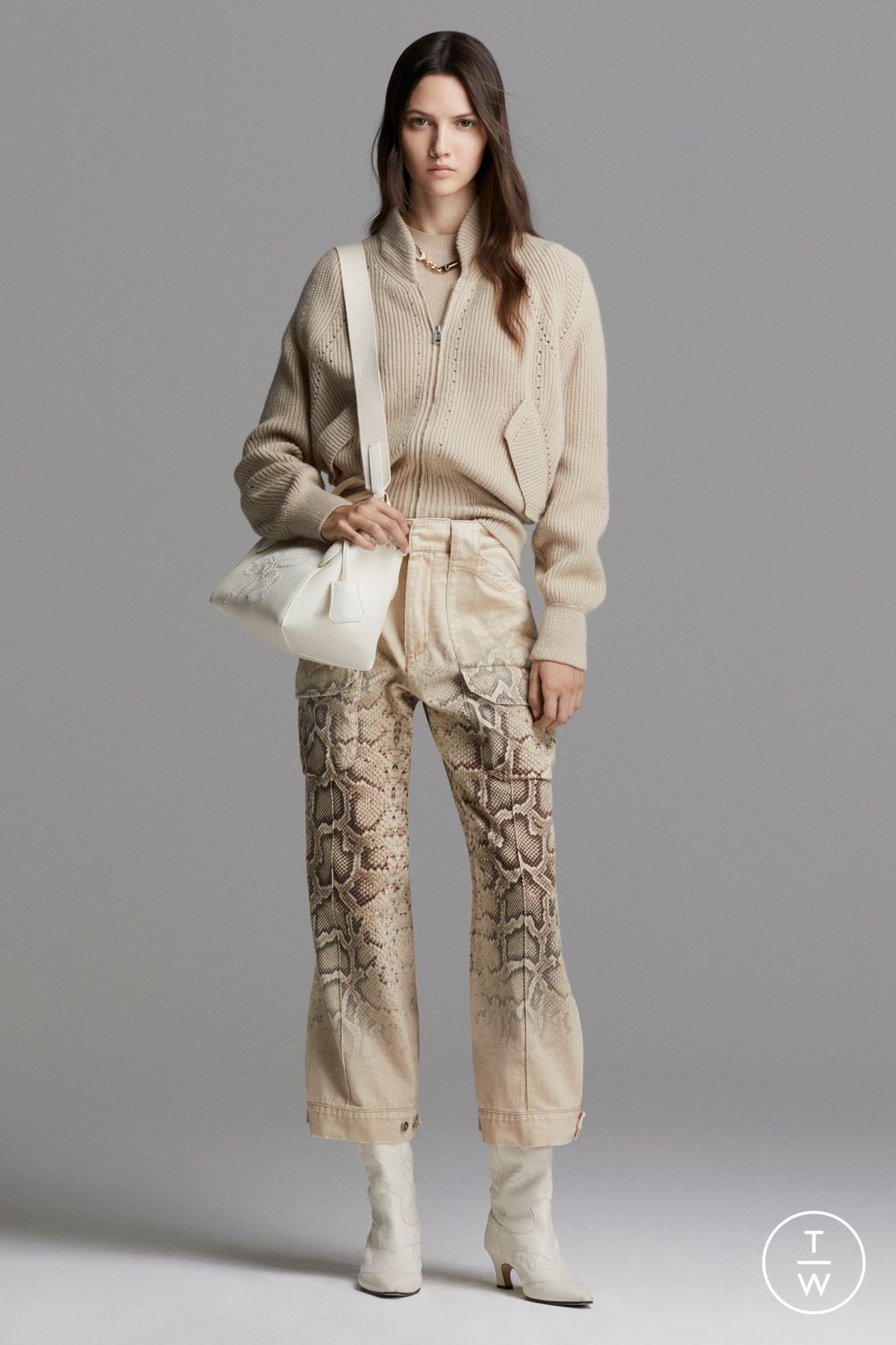 Fashion Week Milan Resort 2024 look 12 from the Ermanno Scervino collection womenswear