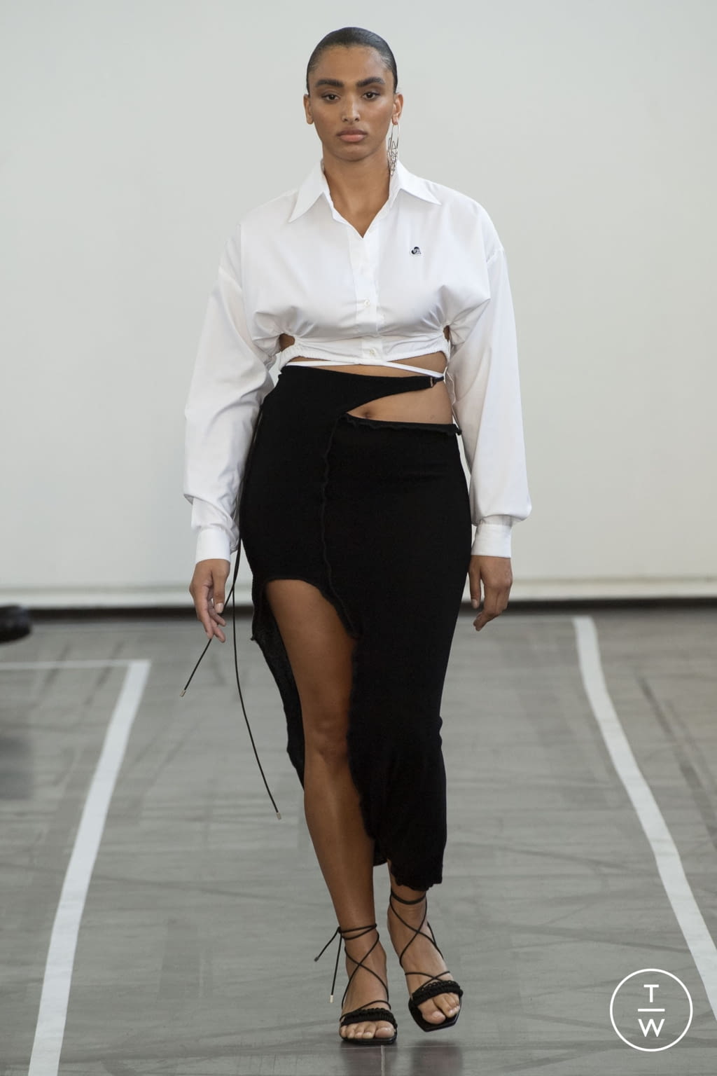 Fashion Week Paris Spring/Summer 2022 look 6 from the Ester Manas collection 女装