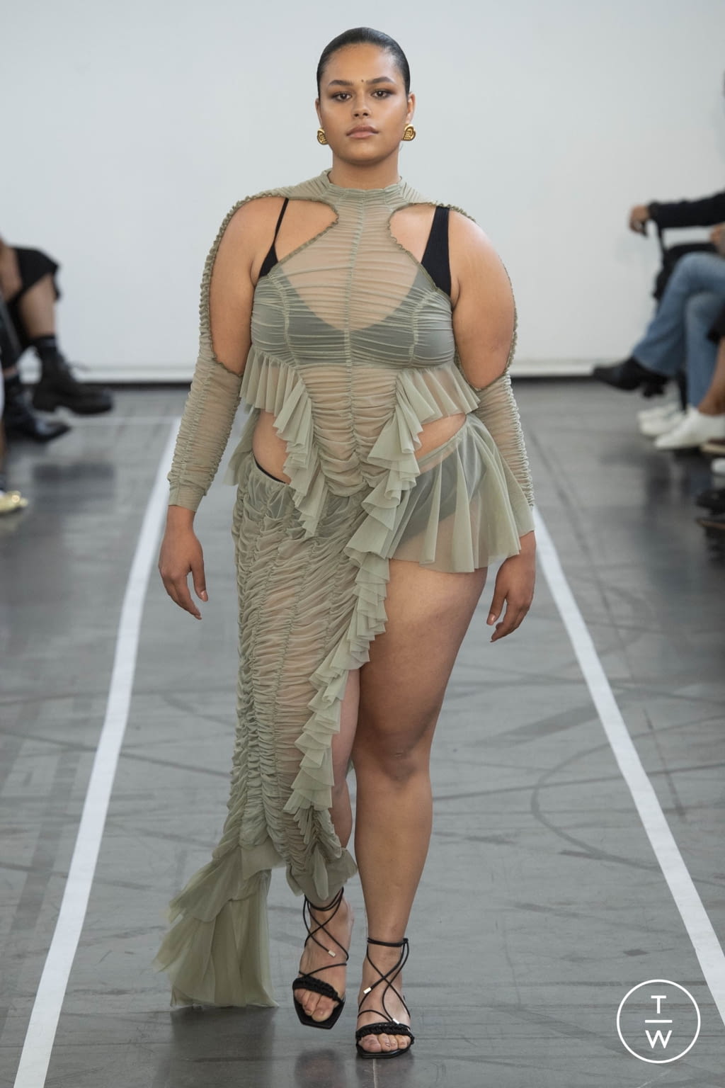 Fashion Week Paris Spring/Summer 2022 look 19 from the Ester Manas collection womenswear