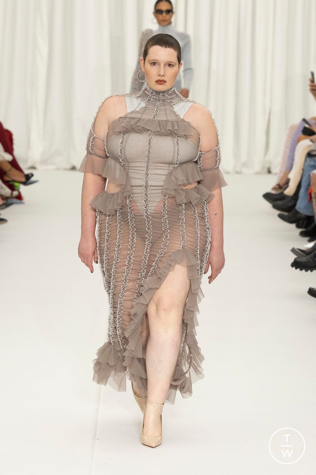 Fashion Week Paris Fall/Winter 2024 look 10 from the Ester Manas collection 女装