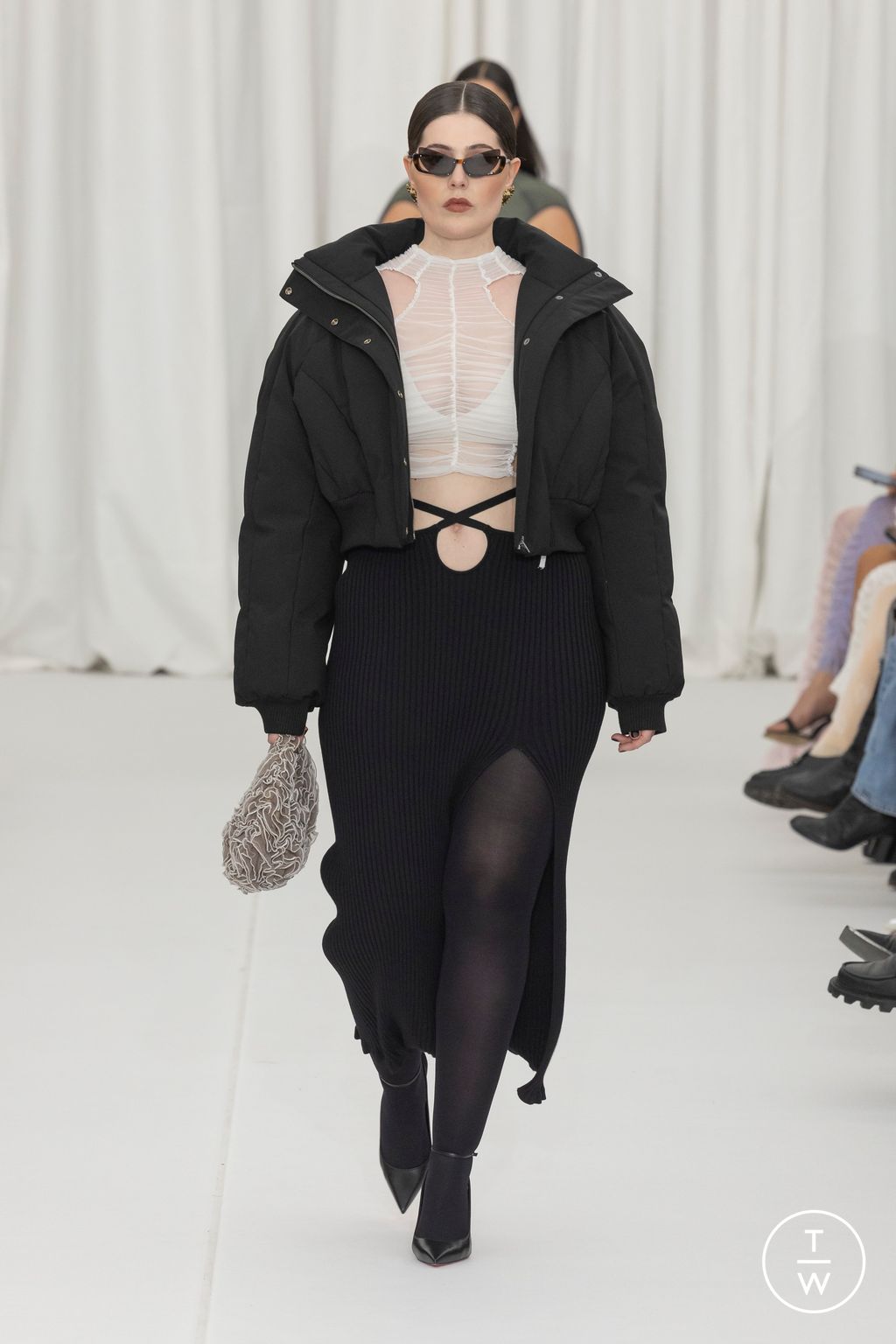 Fashion Week Paris Fall/Winter 2024 look 20 de la collection Ester Manas womenswear