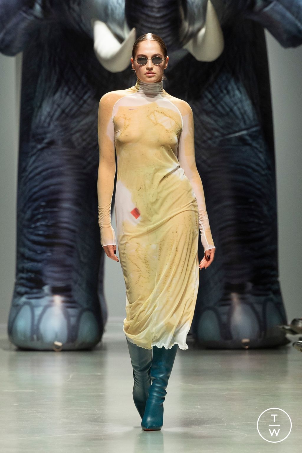 Fashion Week Paris Spring/Summer 2025 look 14 from the Ester Manas collection womenswear