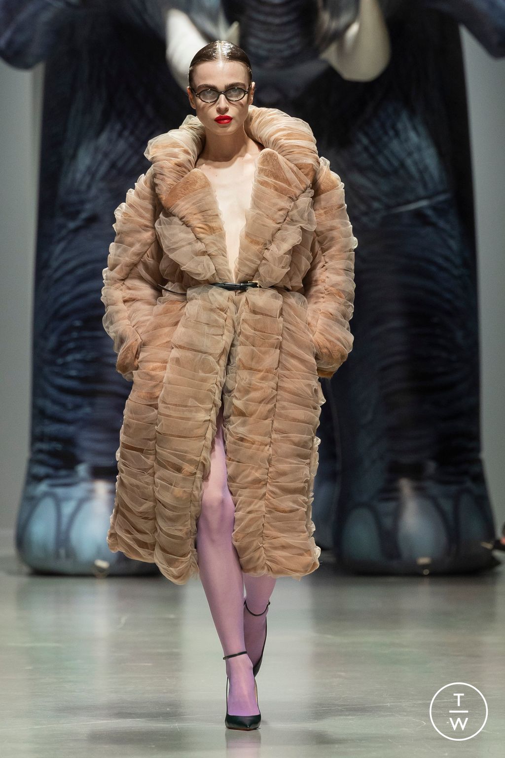 Fashion Week Paris Spring/Summer 2025 look 28 de la collection Ester Manas womenswear