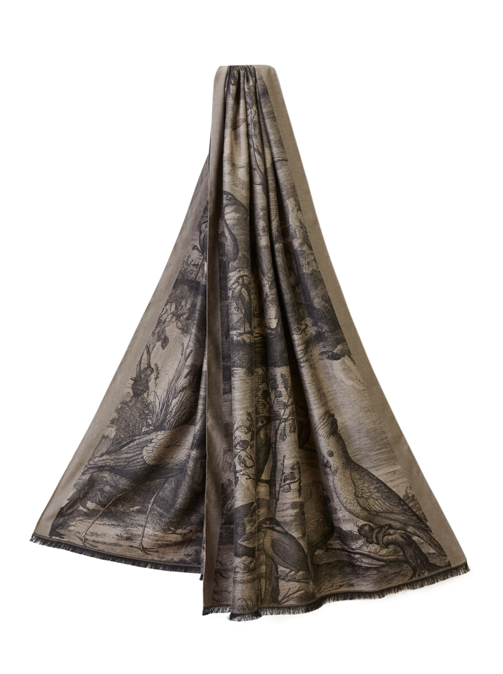 Fashion Week Milan Fall/Winter 2021 look 77 from the Etro collection menswear accessories