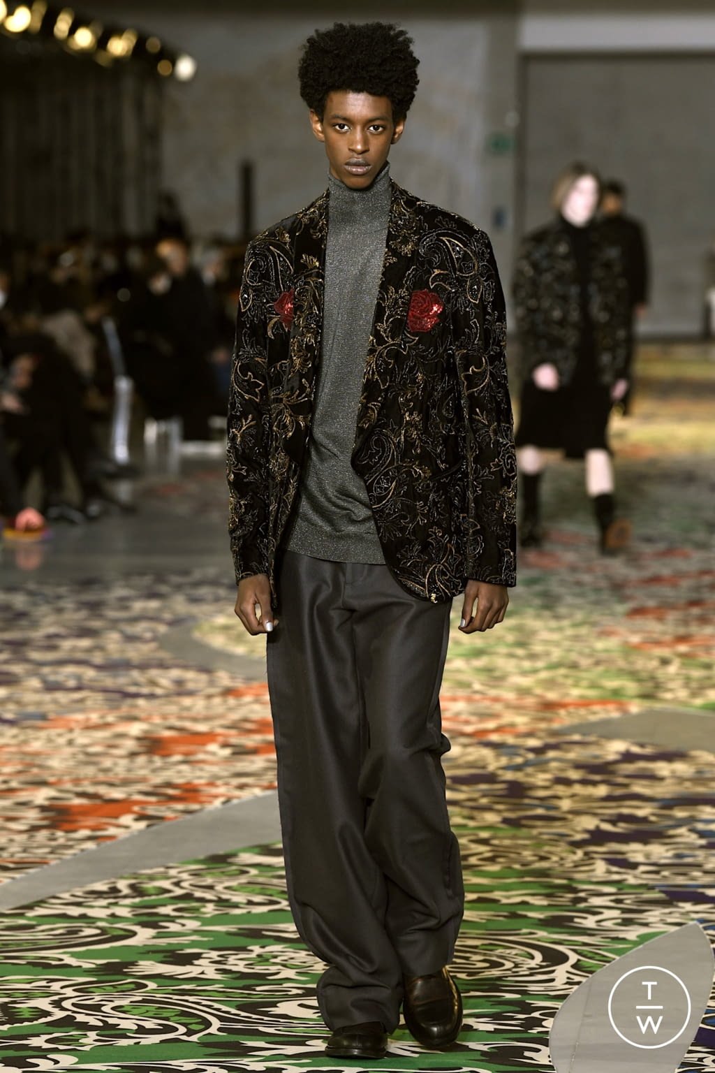 Fashion Week Milan Fall/Winter 2022 look 44 from the Etro collection 男装