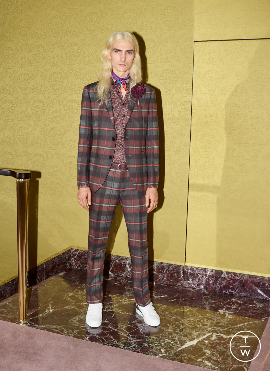 Fashion Week Milan Fall/Winter 2019 look 12 from the Etro collection 男装