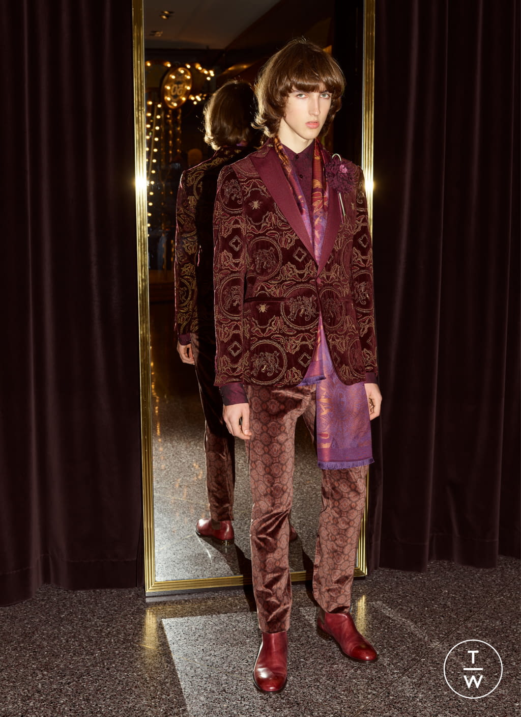 Fashion Week Milan Fall/Winter 2019 look 21 from the Etro collection menswear