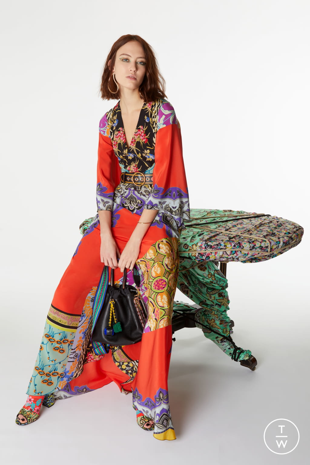 Fashion Week Milan Pre-Fall 2019 look 2 from the Etro collection 女装