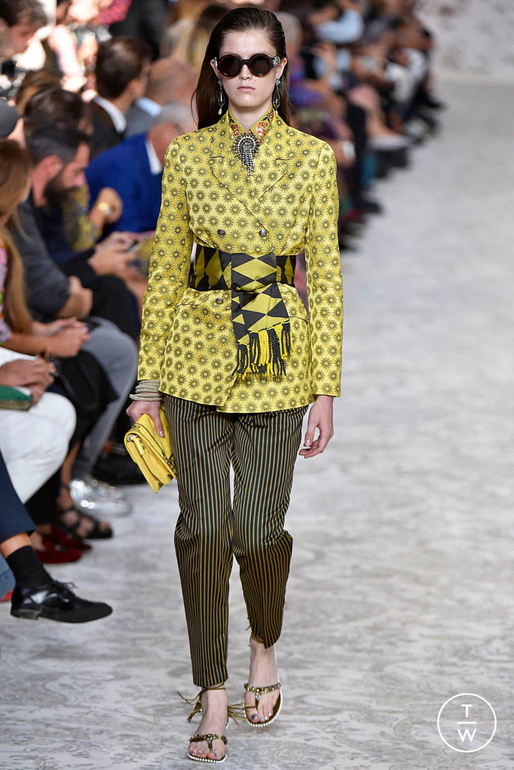 Fashion Week Milan Spring/Summer 2018 look 29 from the Etro collection 女装