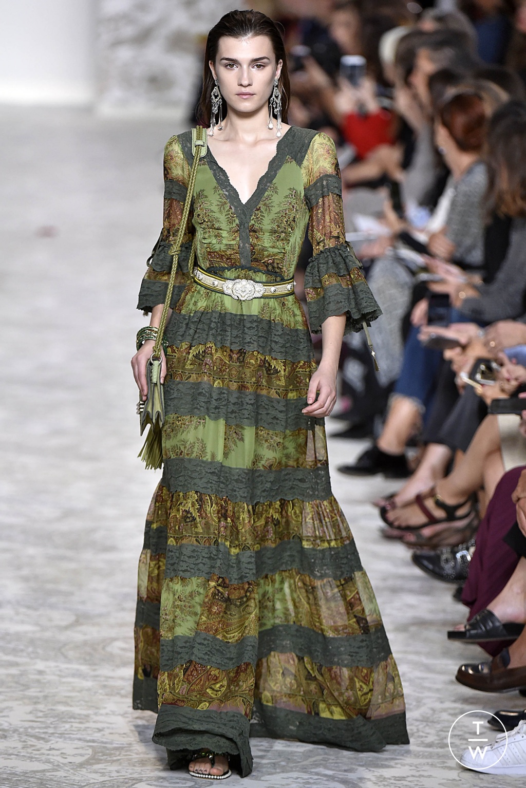 Fashion Week Milan Spring/Summer 2018 look 60 from the Etro collection 女装