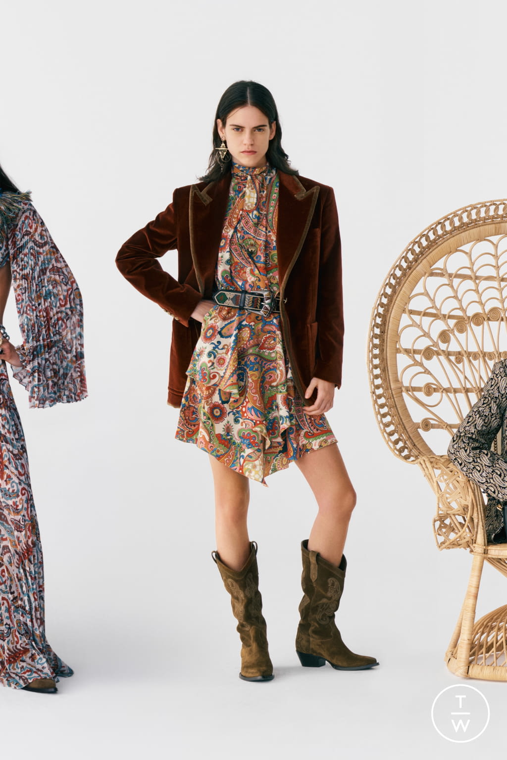 Fashion Week Milan Pre-Fall 2021 look 6 from the Etro collection 女装