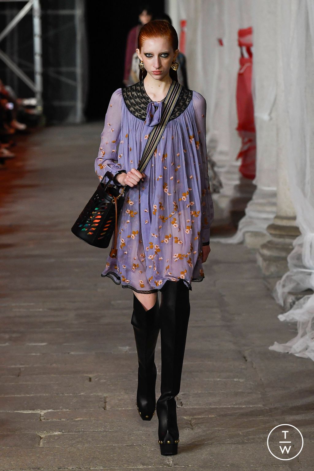 Fashion Week Milan Fall/Winter 2023 look 11 de la collection Etro womenswear