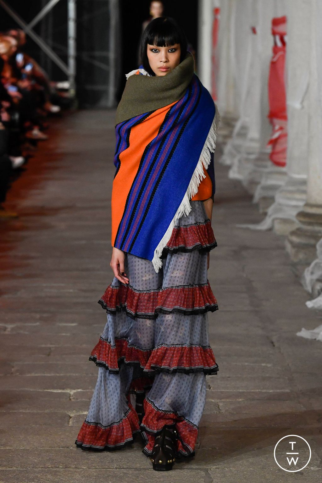 Fashion Week Milan Fall/Winter 2023 look 47 from the Etro collection 女装