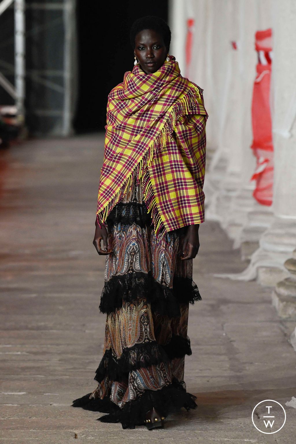 Fashion Week Milan Fall/Winter 2023 look 58 from the Etro collection womenswear