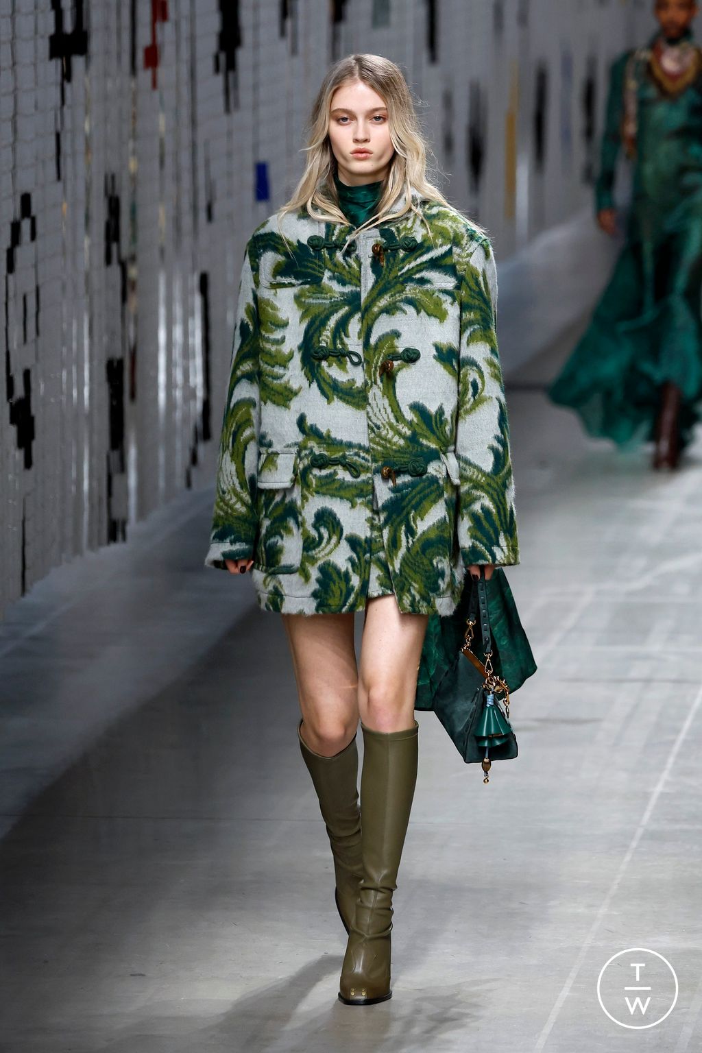 Fashion Week Milan Fall/Winter 2025 look 17 from the Etro collection womenswear