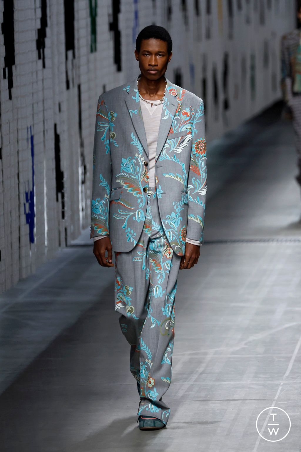 Fashion Week Milan Fall/Winter 2025 look 23 de la collection Etro womenswear