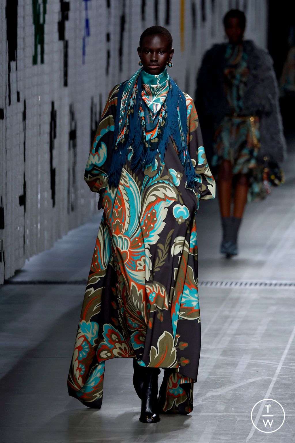 Fashion Week Milan Fall/Winter 2025 look 31 from the Etro collection womenswear