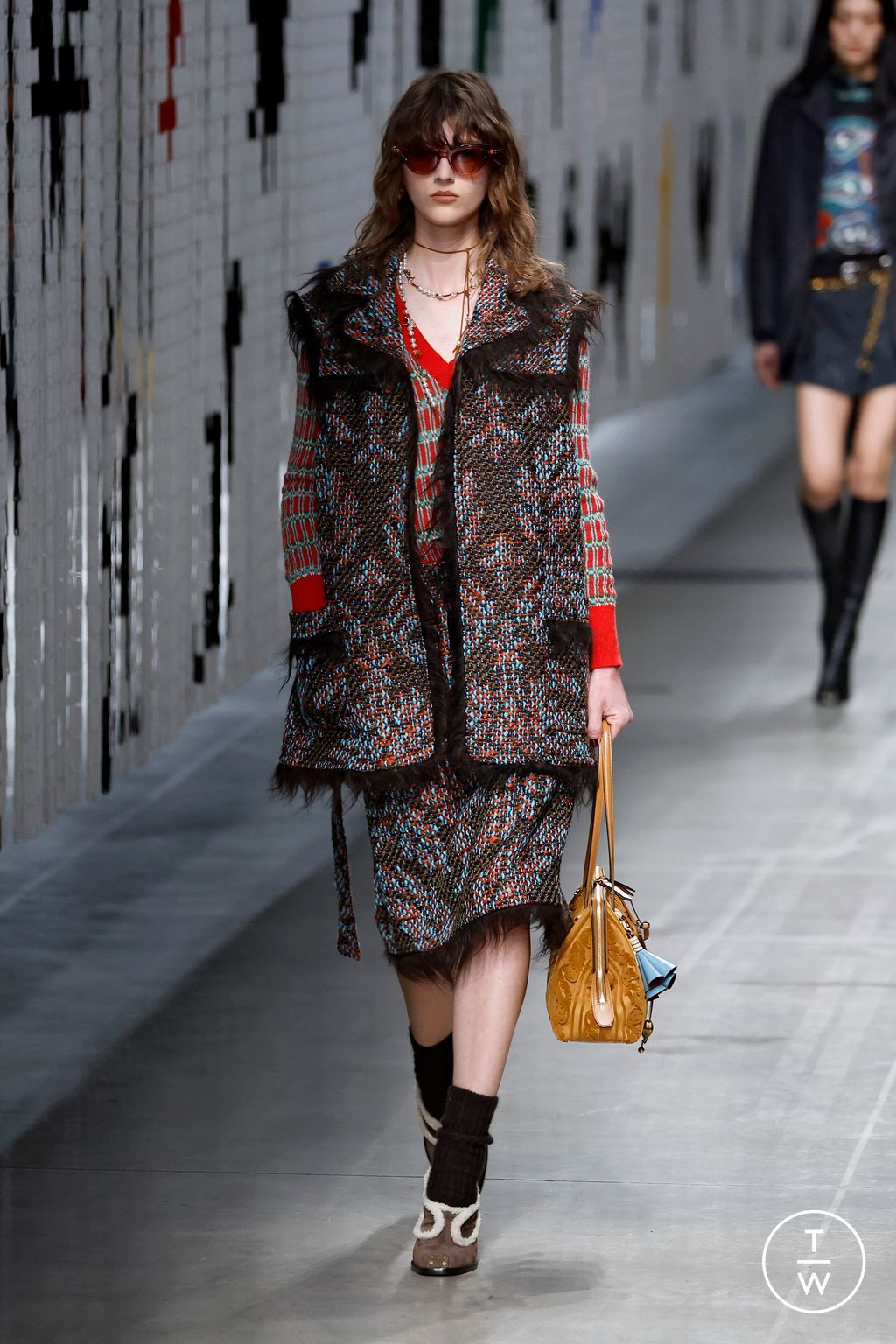 Fashion Week Milan Fall/Winter 2025 look 35 from the Etro collection womenswear
