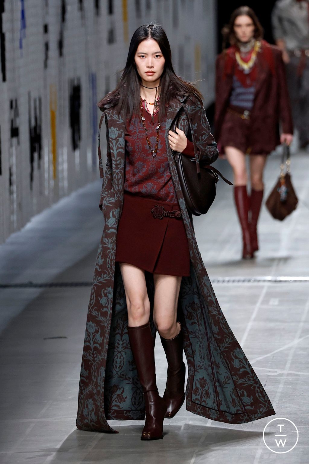 Fashion Week Milan Fall/Winter 2025 look 43 from the Etro collection womenswear