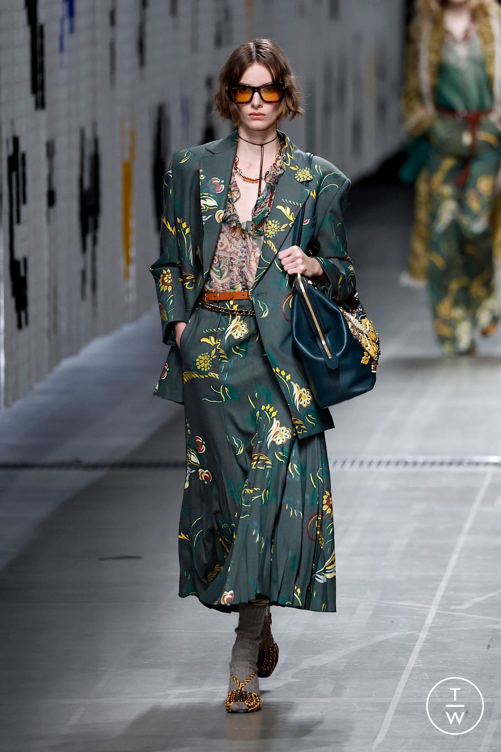 Fashion Week Milan Fall/Winter 2025 look 51 from the Etro collection womenswear