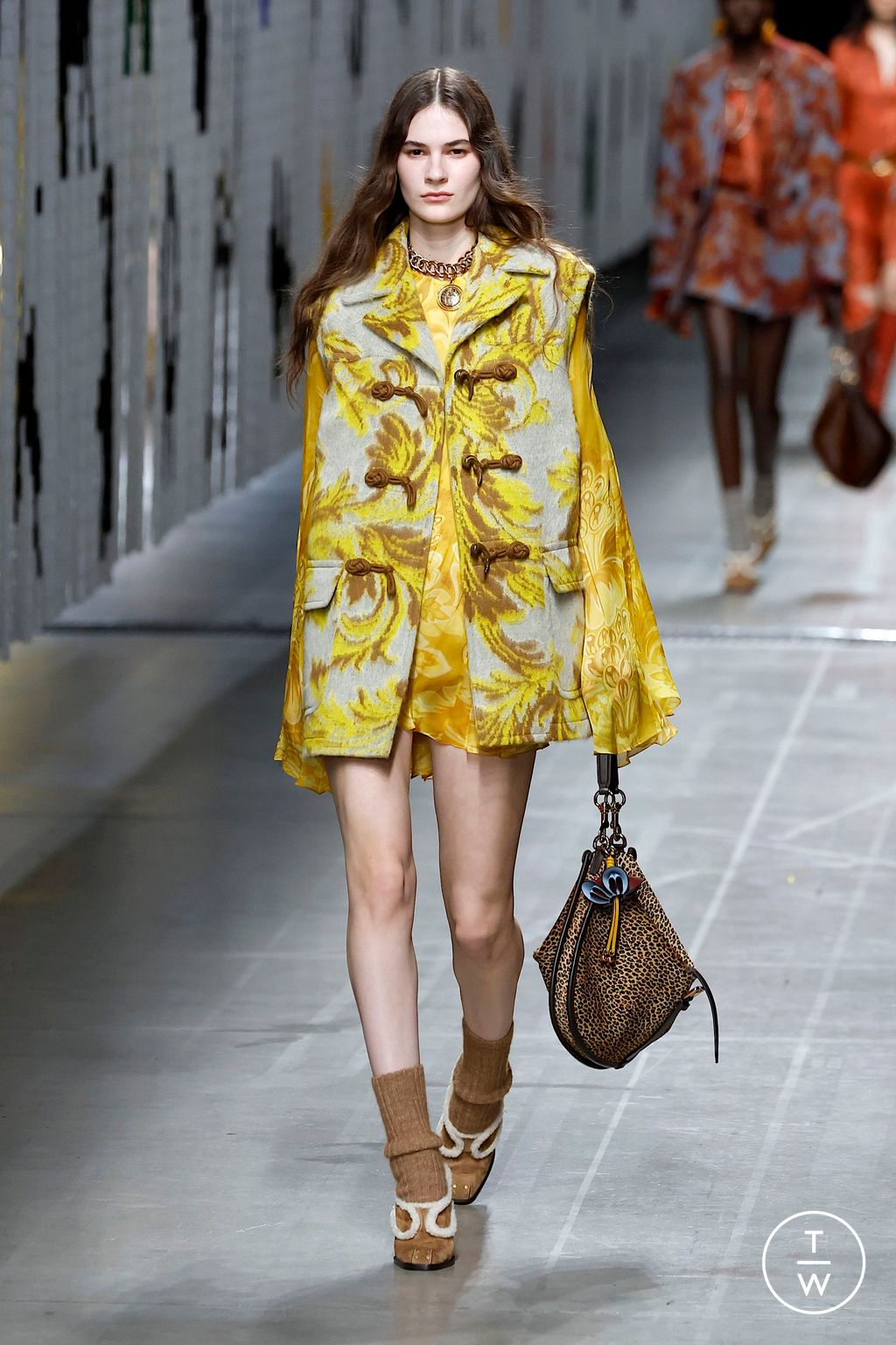 Fashion Week Milan Fall/Winter 2025 look 58 from the Etro collection womenswear