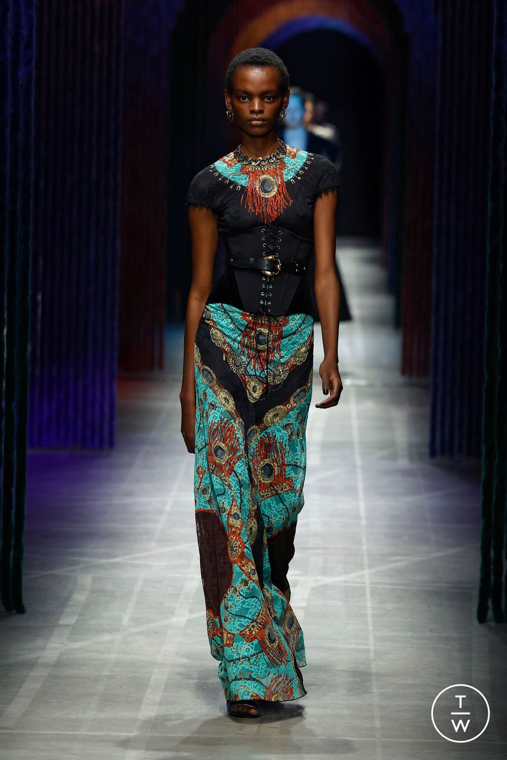 Fashion Week Milan Fall/Winter 2026 look 22 from the Etro collection 女装