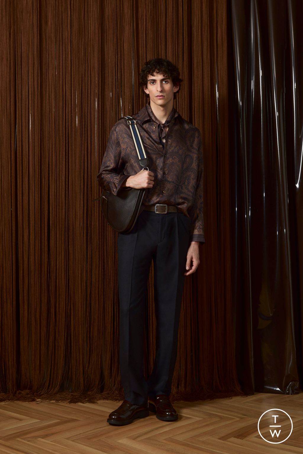 Fashion Week Milan Fall/Winter 2026 look 4 from the Etro collection menswear