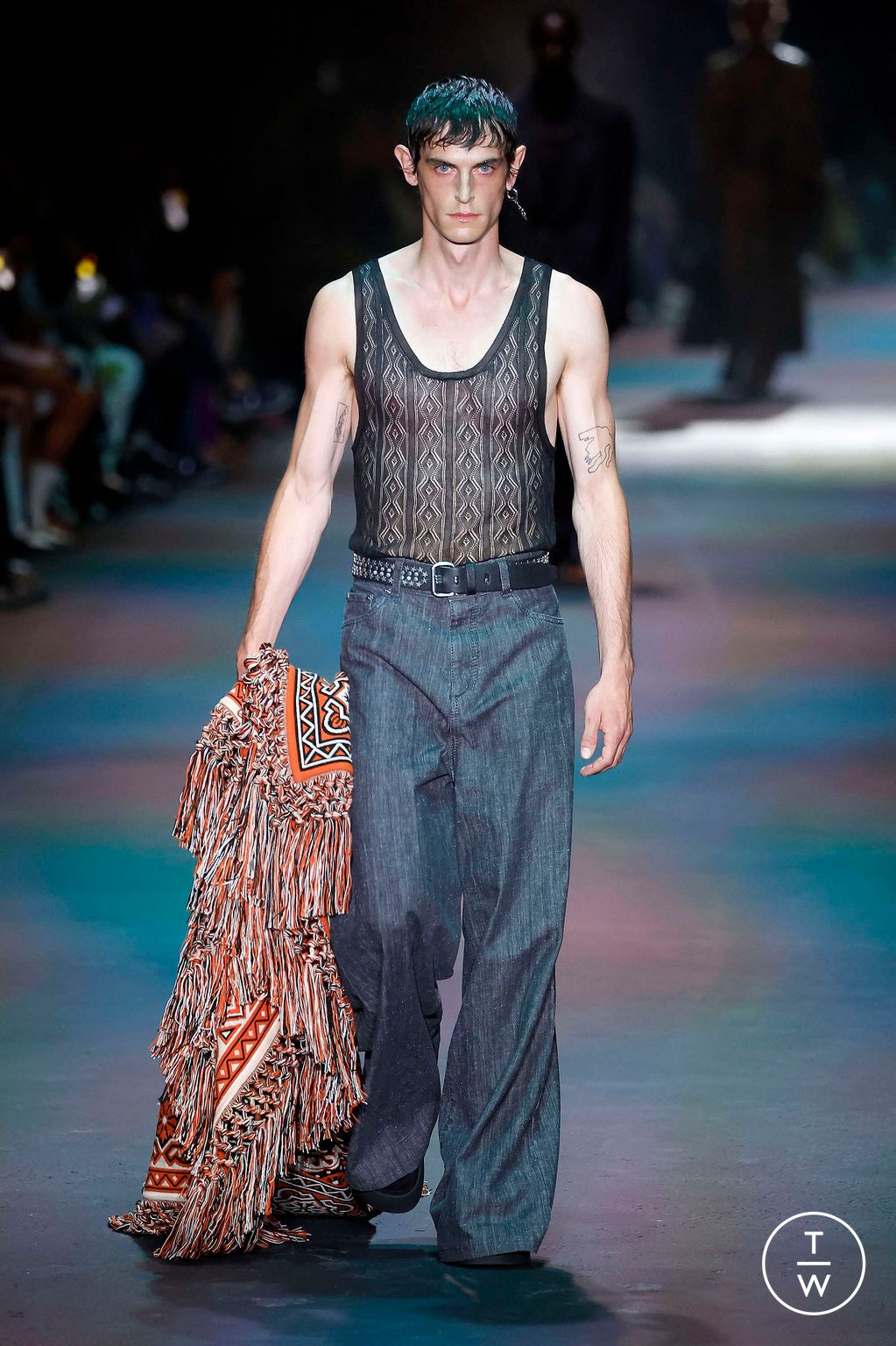 Fashion Week Milan Spring/Summer 2024 look 1 from the Etro collection 男装