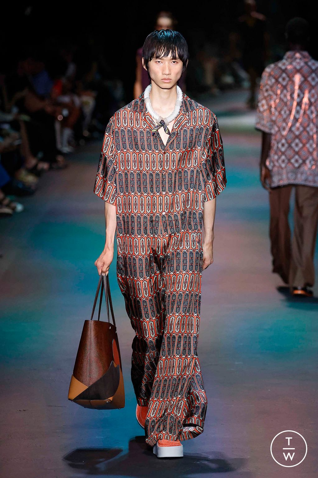 Fashion Week Milan Spring/Summer 2024 look 10 from the Etro collection 男装