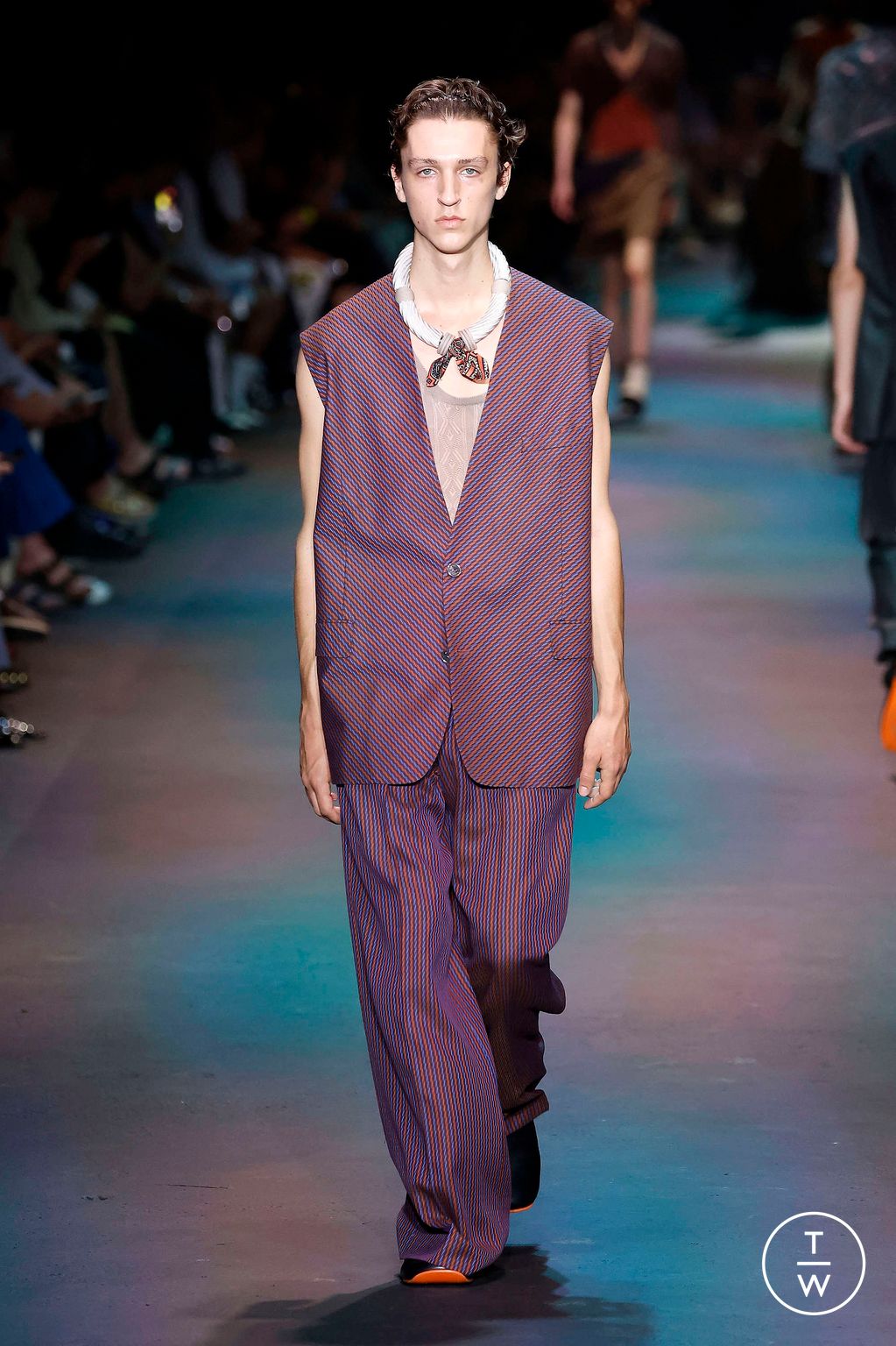 Fashion Week Milan Spring/Summer 2024 look 11 from the Etro collection menswear