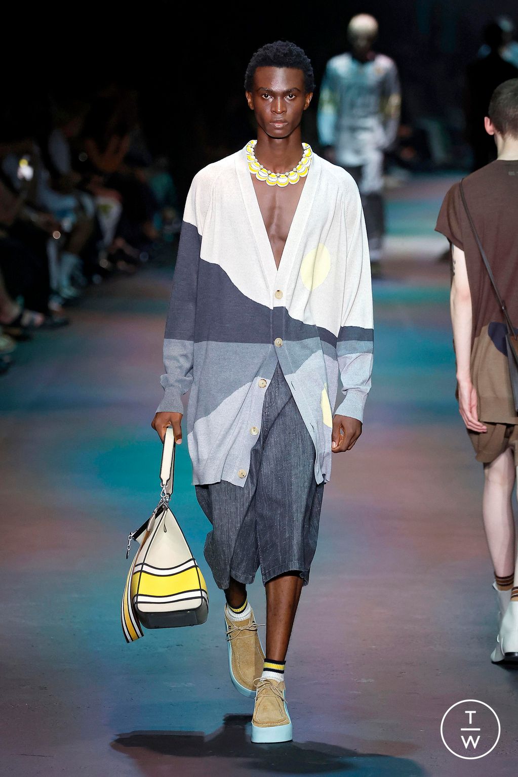 Fashion Week Milan Spring/Summer 2024 look 14 de la collection Etro menswear